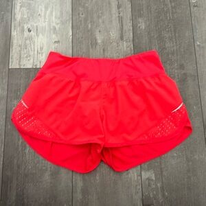 Active wear shorts